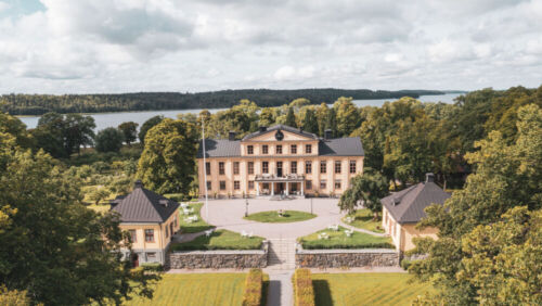 Krusenberg-Herrgård-Sommar-Exteriör-SimonKarlsson 2