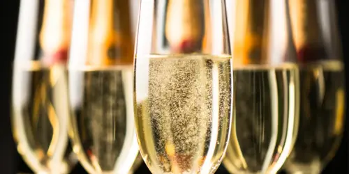 Champagnesprovning på Saluhallen i Uppsala